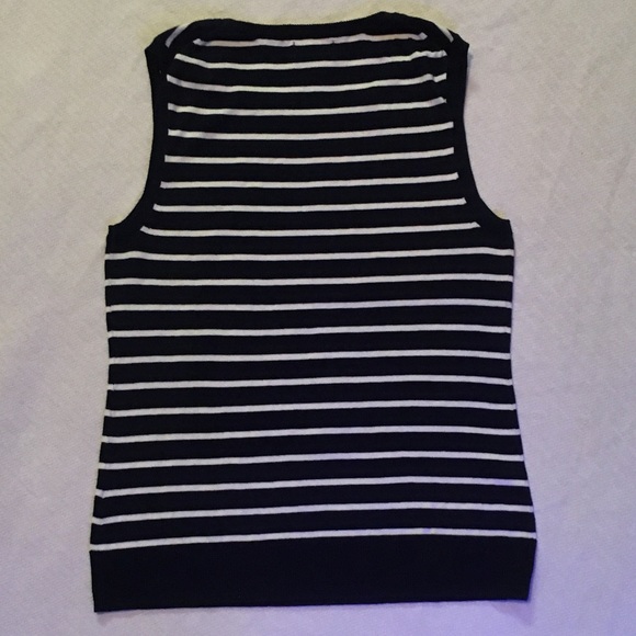 Sleeveless Striped Top/Vest - Picture 3 of 3